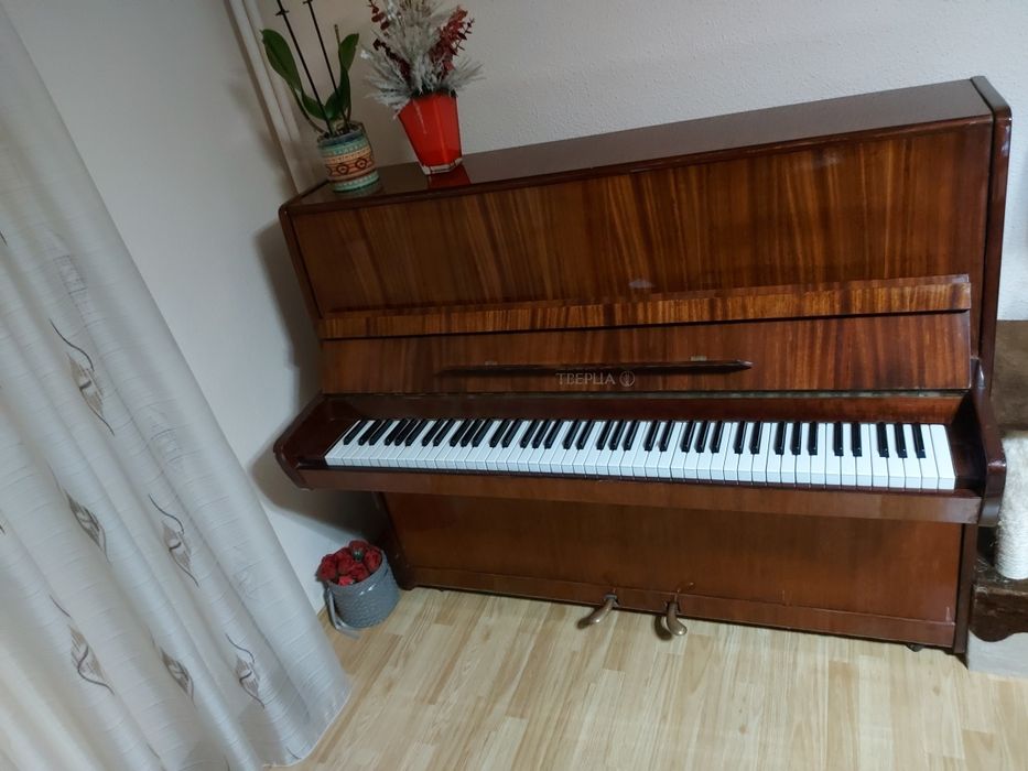 Pianina,   pian, stare buna