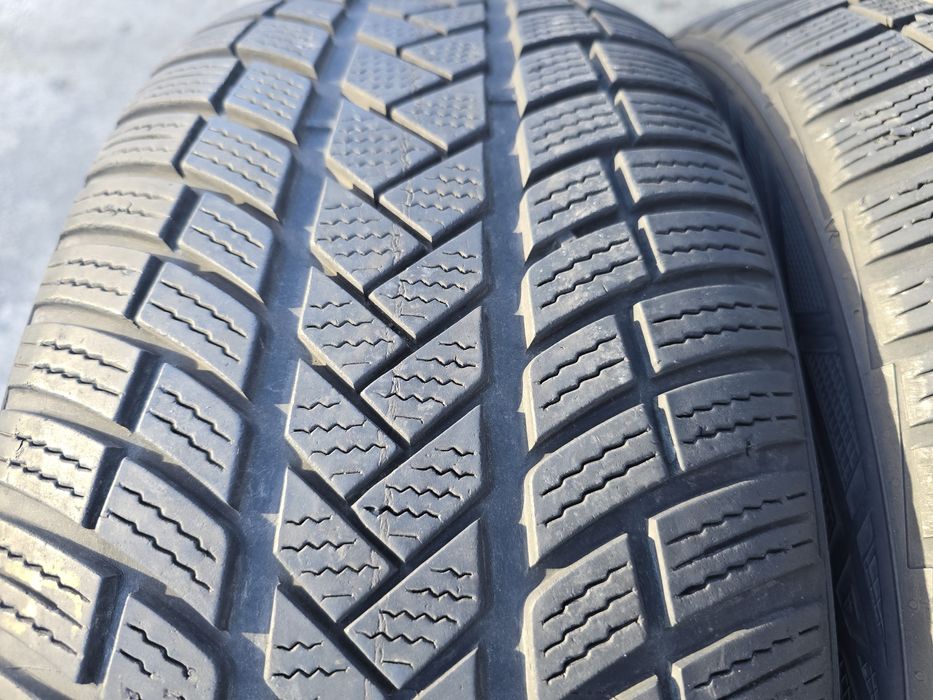 Anvelope iarna 235 50 19