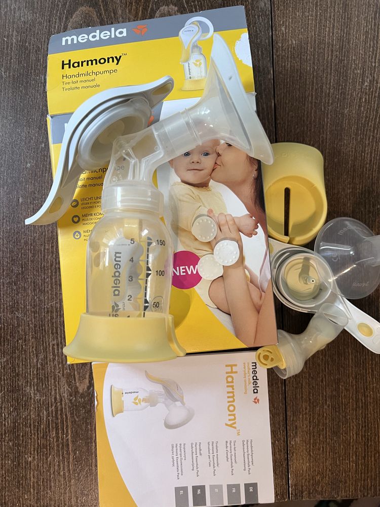 Ръчна помпа за кърма Medela Harmony