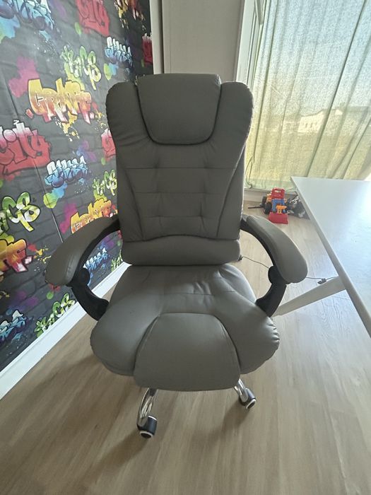 Birou + scaun de birou rotativ