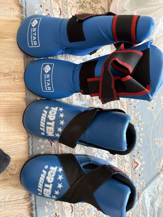 Защитные футы для тхэквондо или кикбосинга