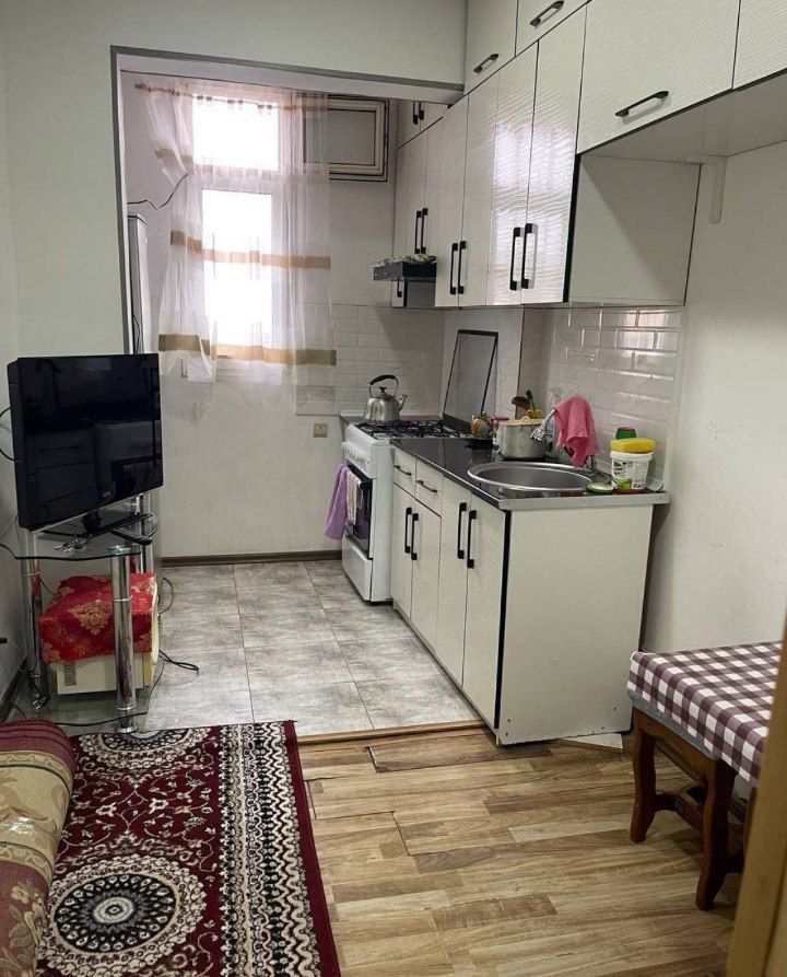 Максим Горький метро ёнида аренда квартира