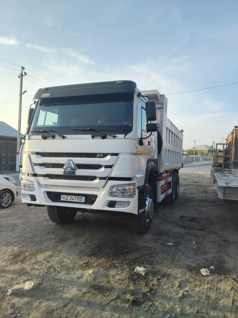 Howo sinotruk 371.