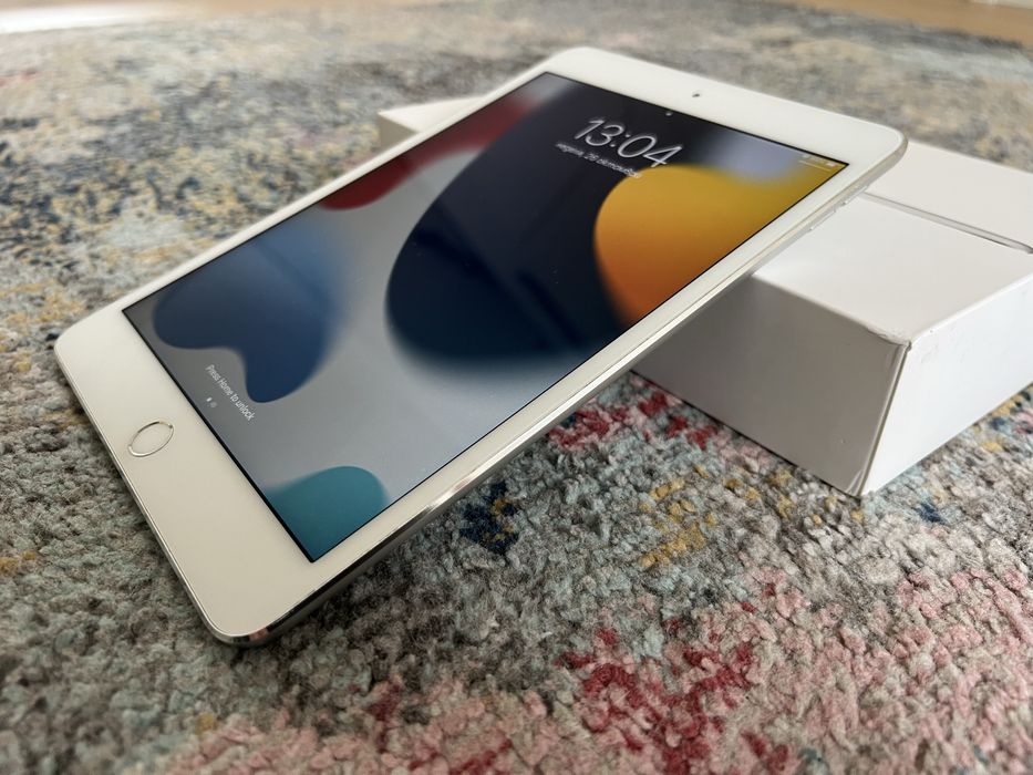  iPad mini 4 Wi-Fi | Silver | 128 GB | KATO HOB