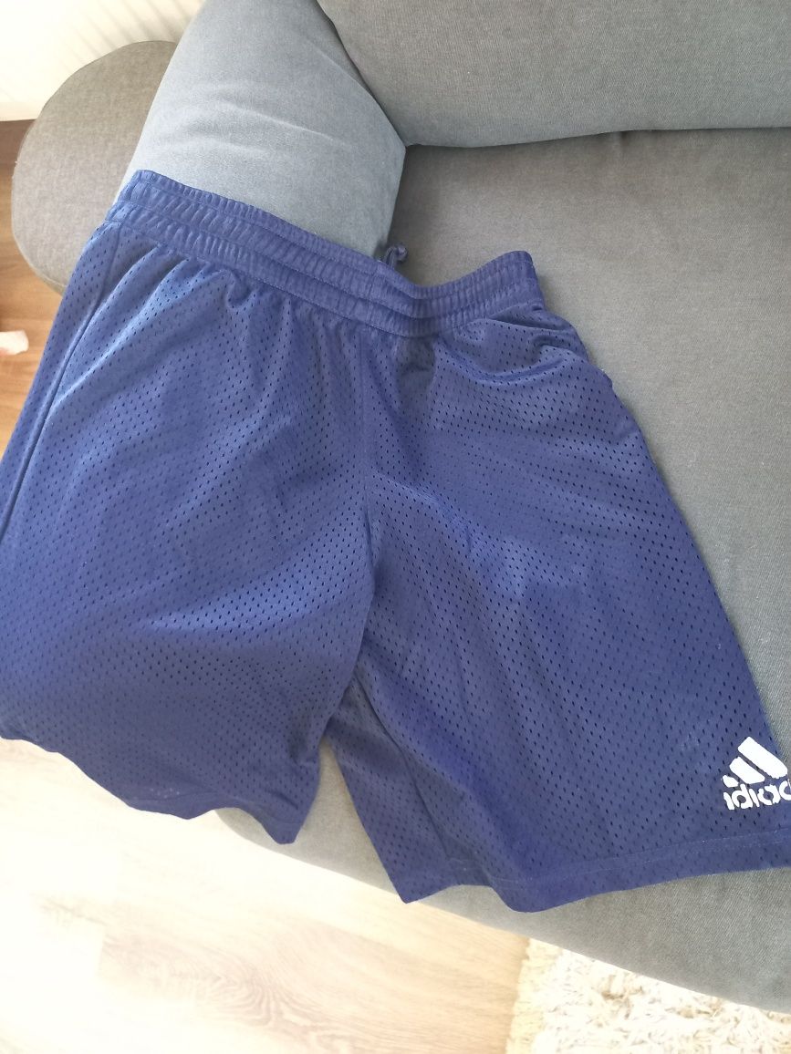 Pantaloni scurți Adidas originali mărimea M