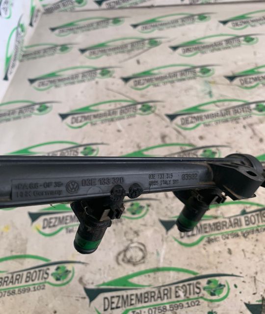 Rampa injectoare 03E 133 320 Volkswagen VW Polo a 4-a generatie 9N