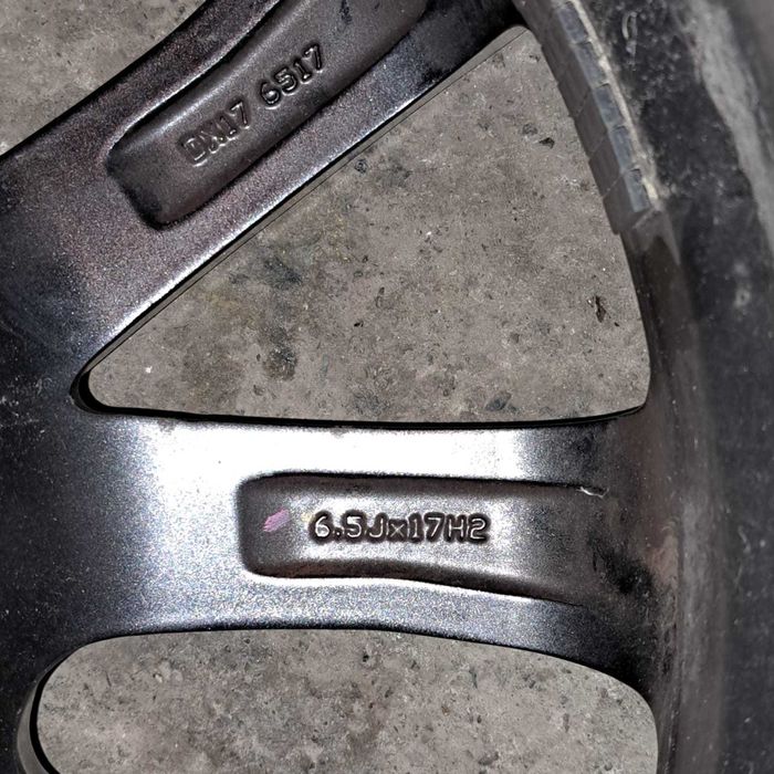 Cauciucuri de iarna 225\65\17 Hankook cu jante R17 OXXO