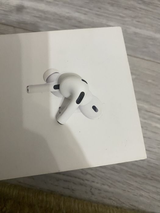 Продам  AirPods Pto