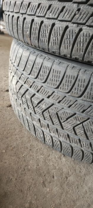 vand anvelope iarna pirelli 325 35 22 + 285 40 22 dot 2020
