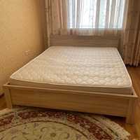 Кровать полутораспальная с матрасом (Россия)