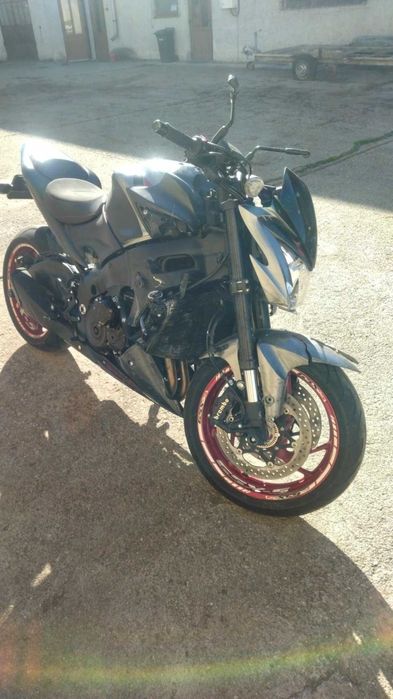 Suzuki gsx 1000 an 2020 avariat