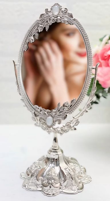 Oglinda accesorizata cu perle mireasa