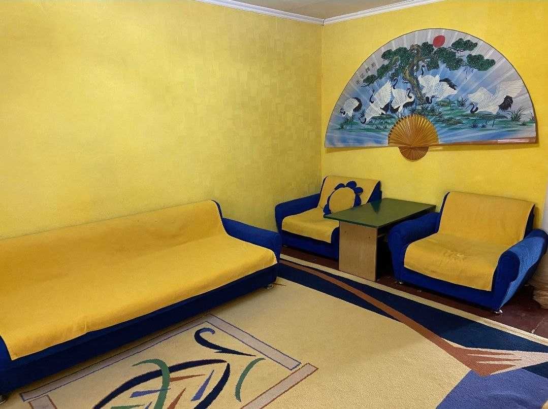 Сдается в аренду  2-ком  4/4  Максим Горький 129*