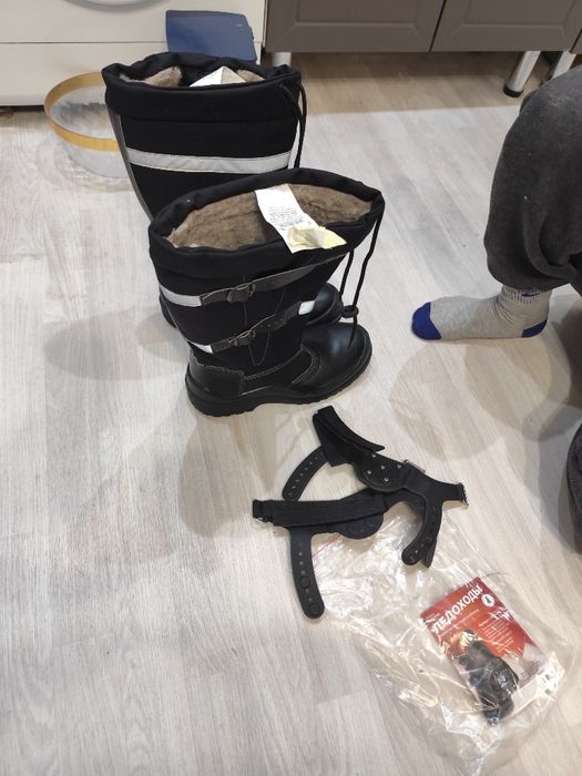 Продам зимние сапоги