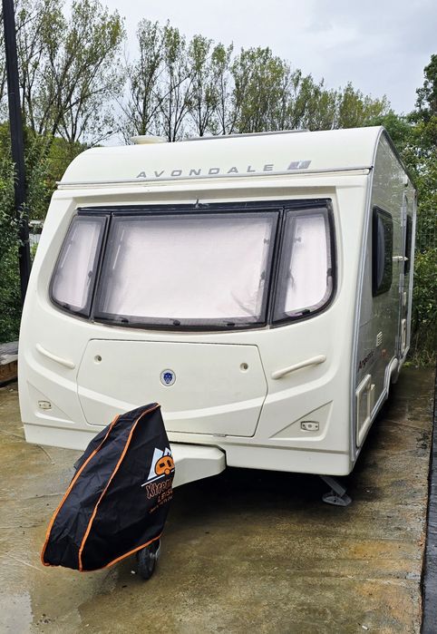 EXCELENTA 2 berth 2006, curata si uscata, bine intretinuta.