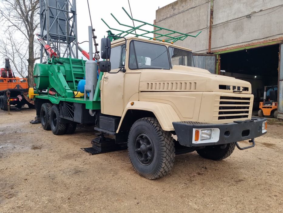 Агрегат для освоения и ремонта нефтяных и газовых скважин