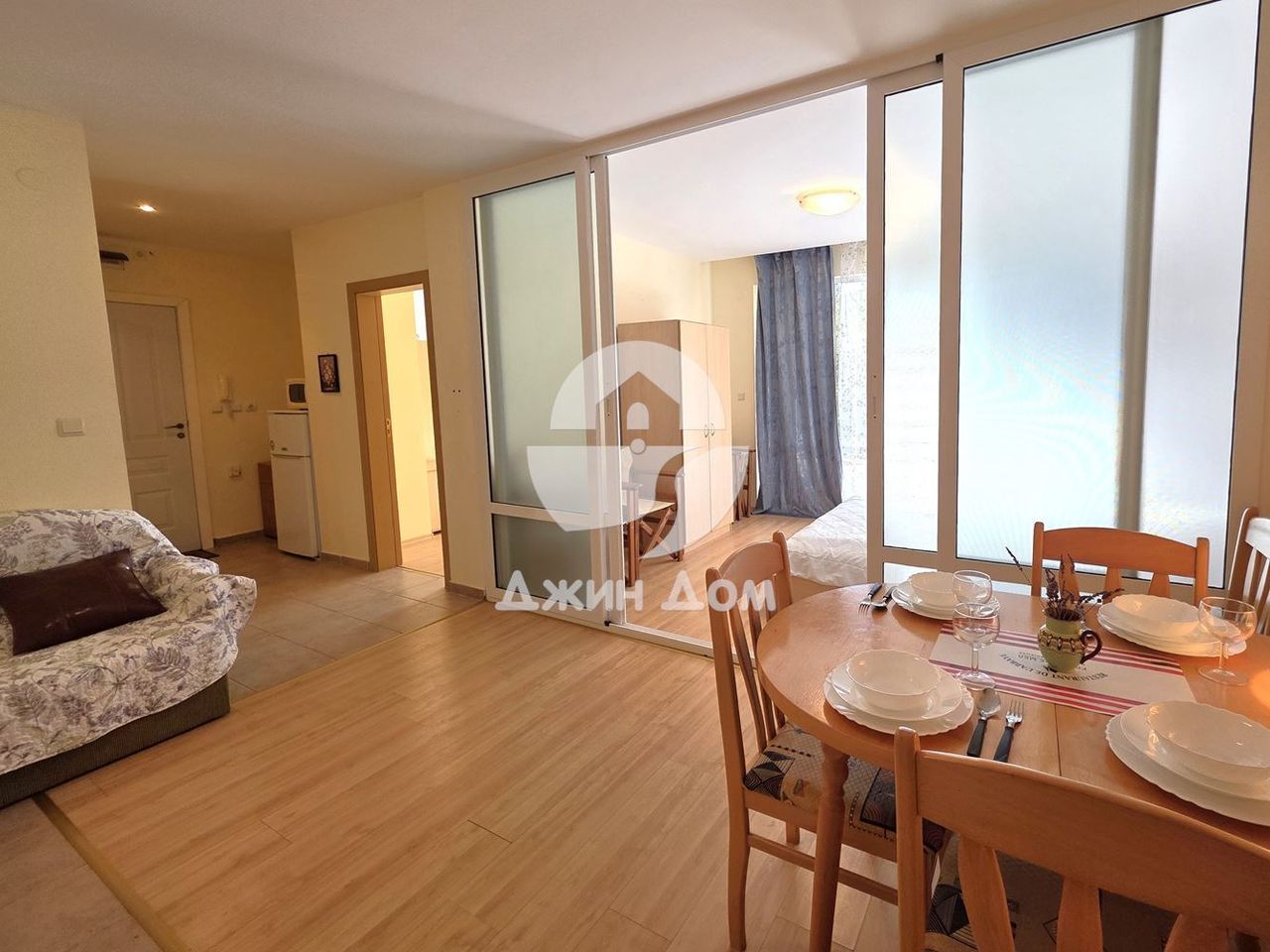 Продава се Двустаен апартамент в к.к. Слънчев бряг - 64 кв.м за 1249 €/кв.м - Снимка #3