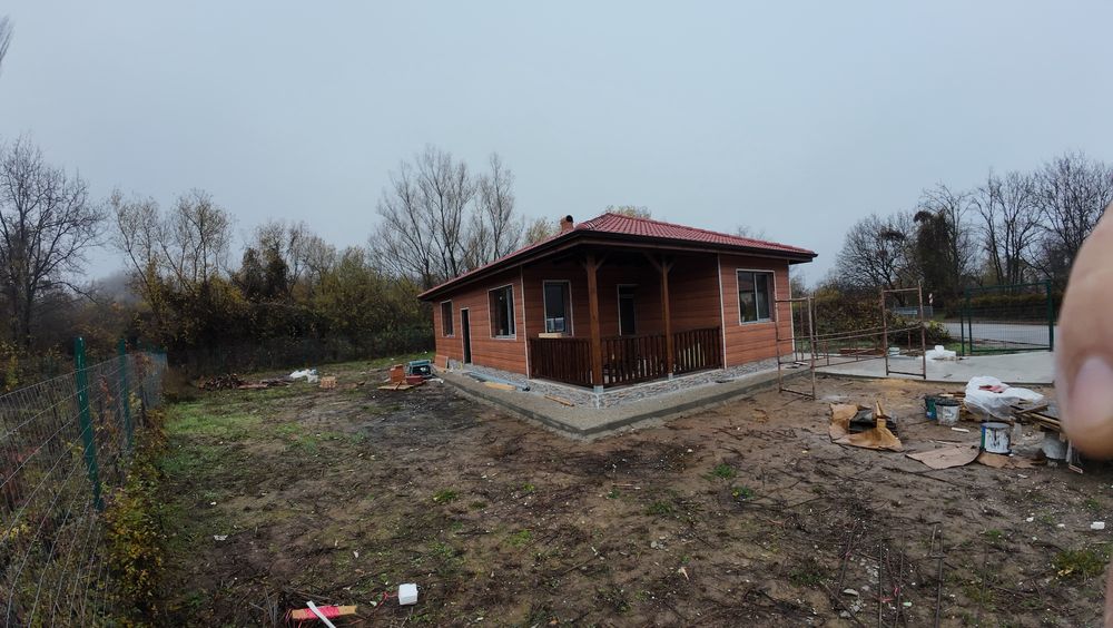 Къща в с Лесидрен.