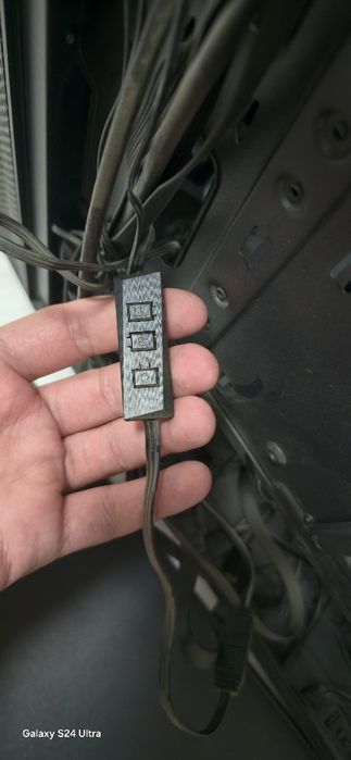 Продам Кейс для пк в отличном состоянии .