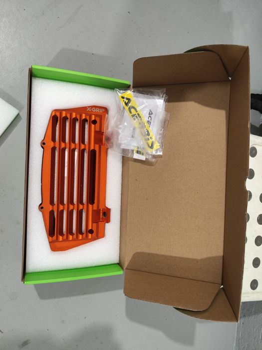 Предпазители за радиатори Dowa  KTM Husqvarna