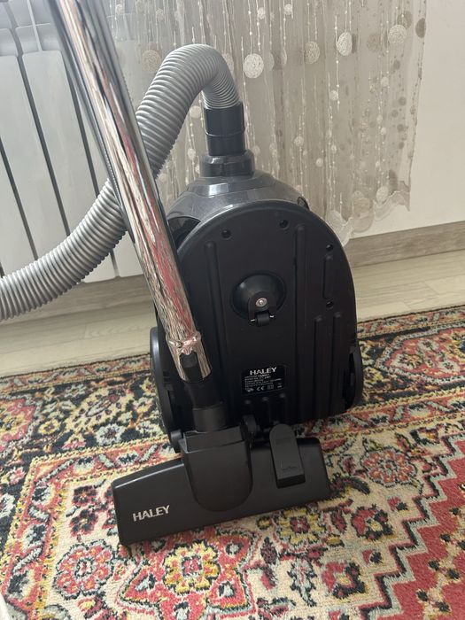 Продается пылесос “haley” б/у