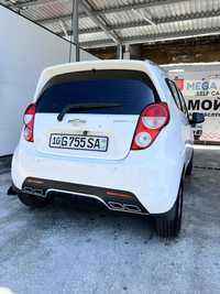 Chevrolet Spark белый oq