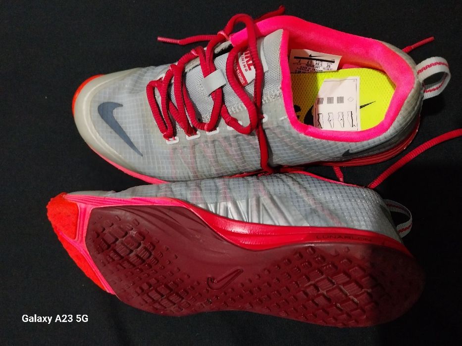 Adidași femei Nike