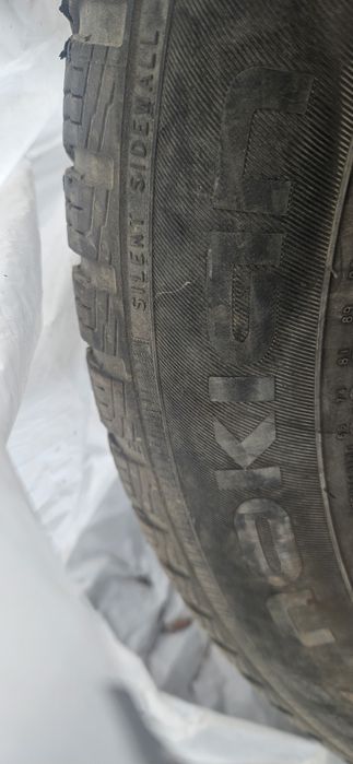 205/60/16 Nokian Зимни гуми 2 броя
