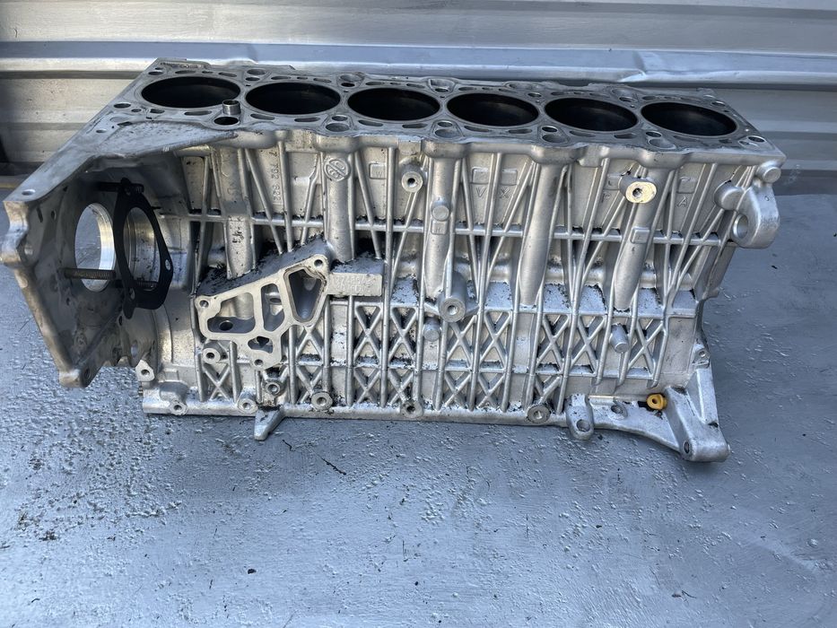 Блок двигател БМВ 3.5д, 286кс (blok bmw 306d5, 286)