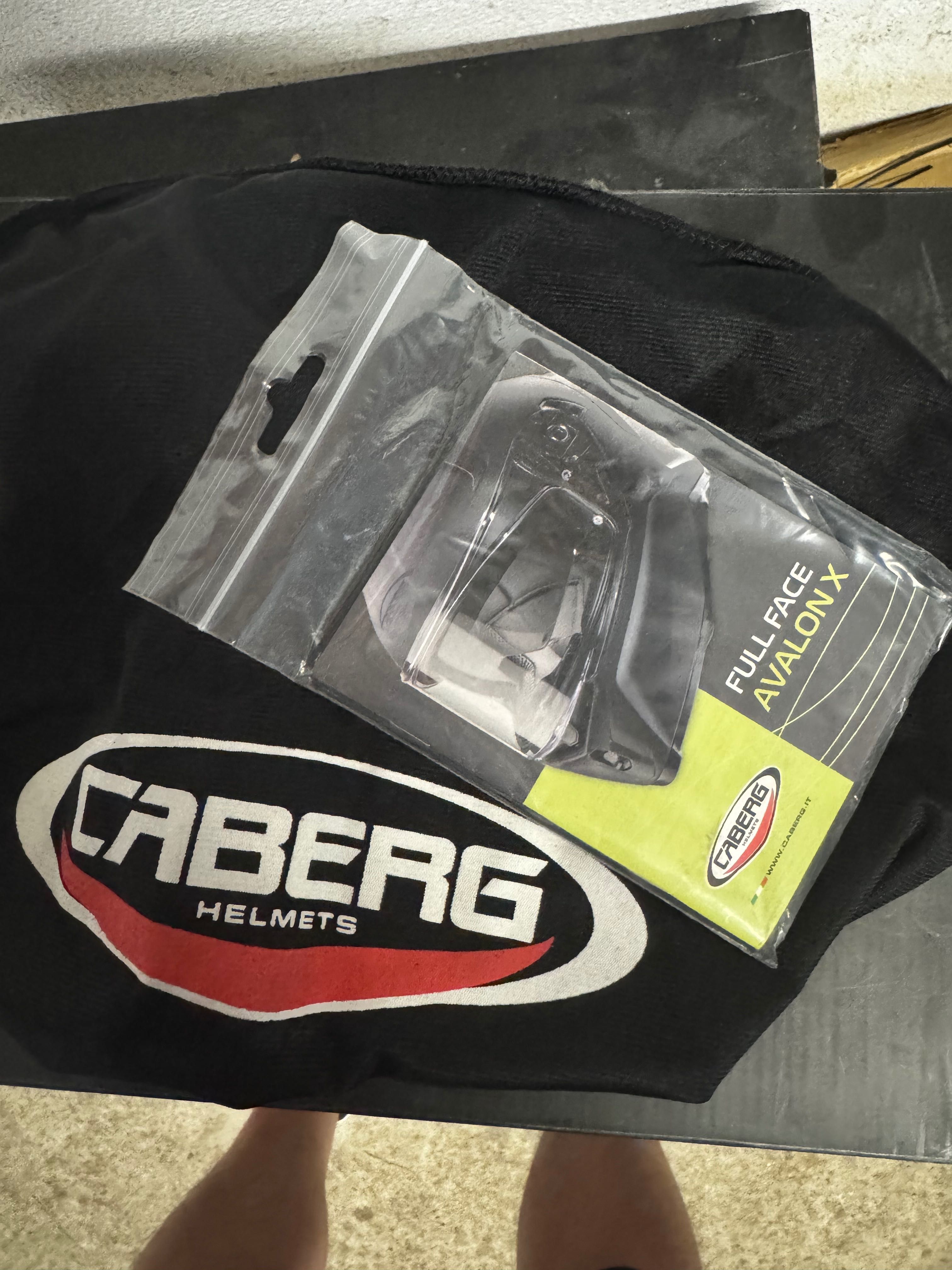 Каска Caberg Avalon X
