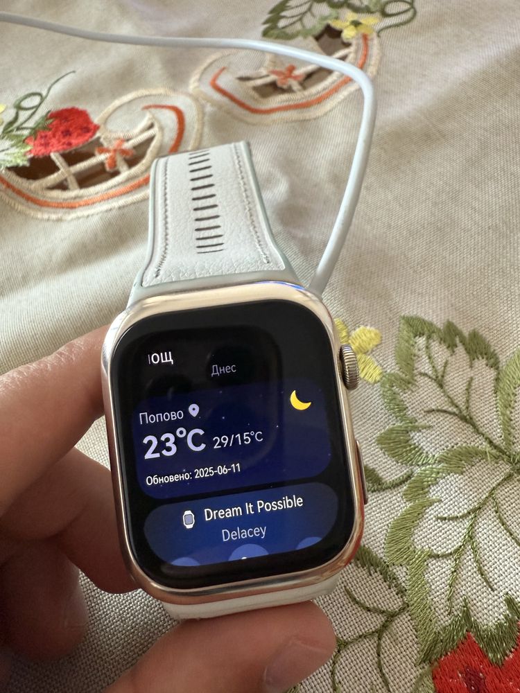 Провадам смарт часовник Huawei D2 Smartwatch (4,62 cm/ 1,82 Zoll)