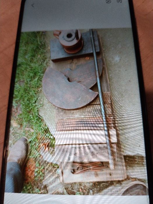 Zdrobitor si storcator de struguri