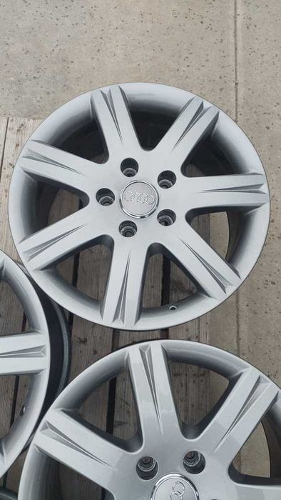 Jante Audi Q7 originale 7.5x18 et 53 5x130