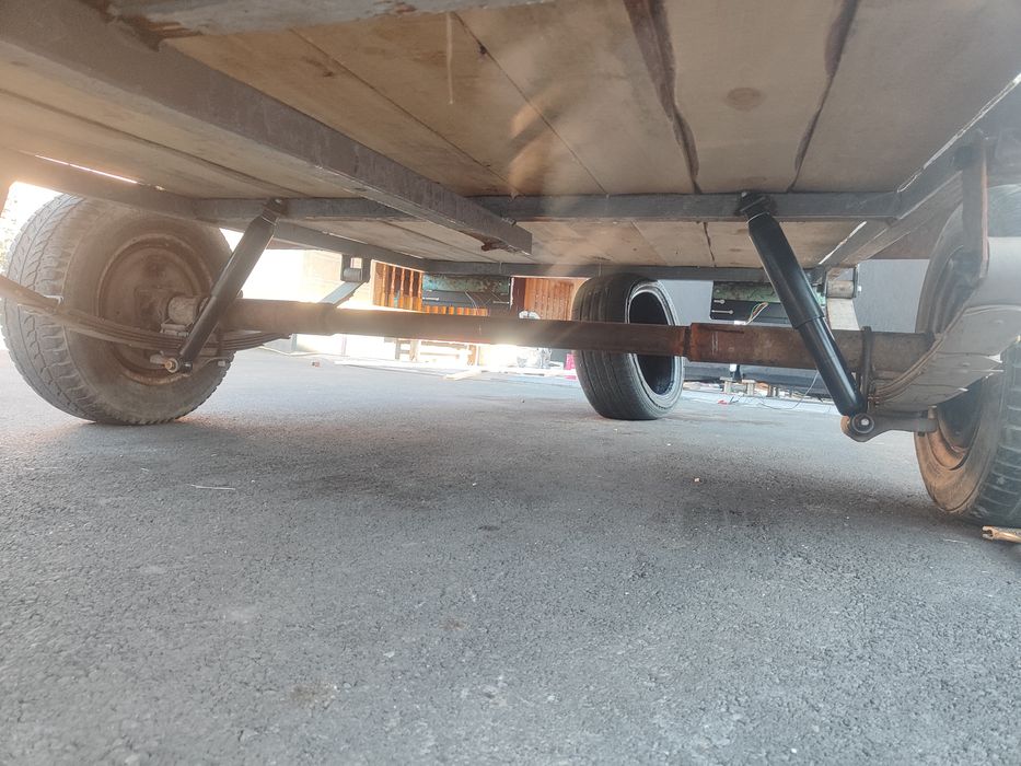 Коневозка прицеп