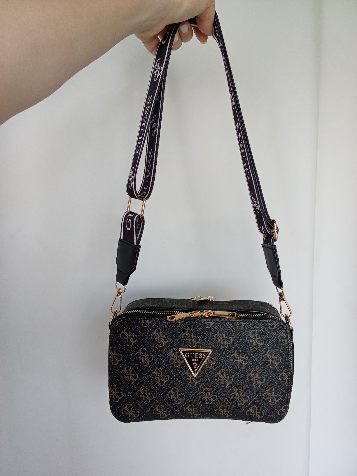 Louis Vuitton   Guess  Mark Jacob's чанта