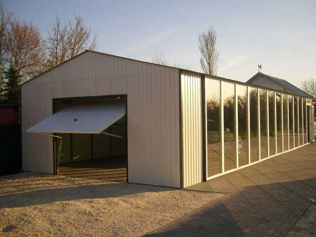 Construim Garaje Auto din structura metalica si panou sandwich izolat