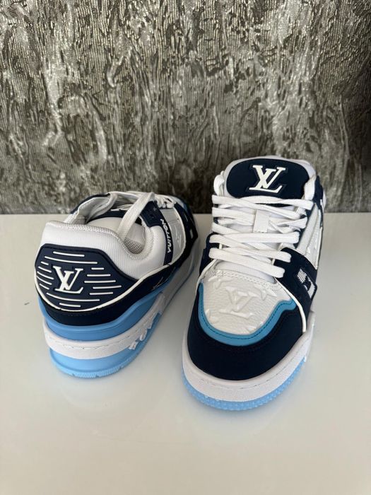Adidasi Louis Vuitton calitate superioara