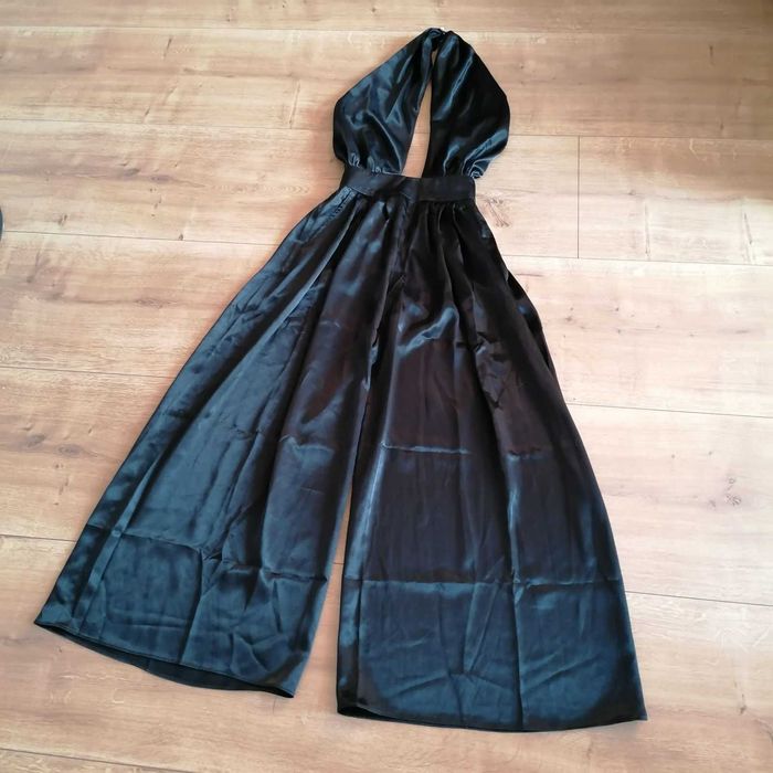 Salopeta luna de ocazie, satin premium, spate gol, marime XS