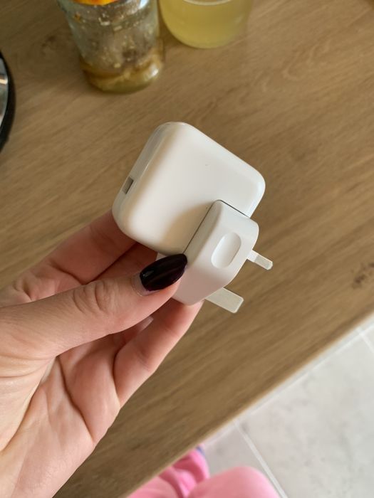 Adaptor Apple Nou