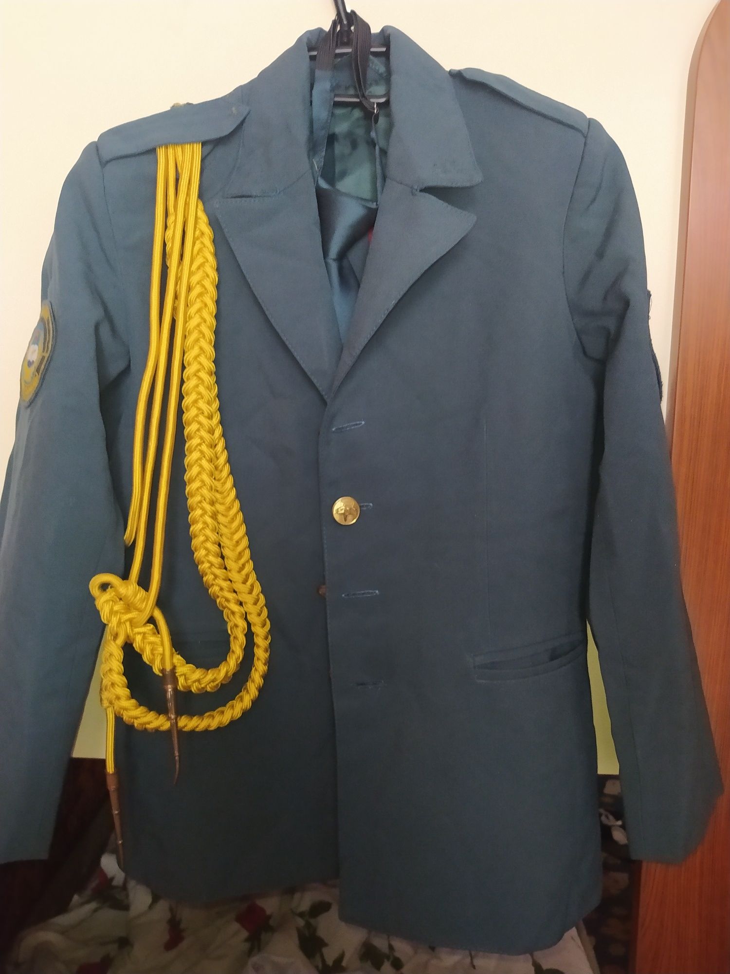 Продам кадетскую форму