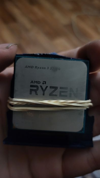 RYZEN 2200G процесор
