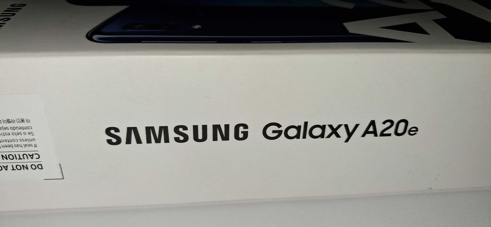 Vand Samsung Galaxy A20e blue - nou