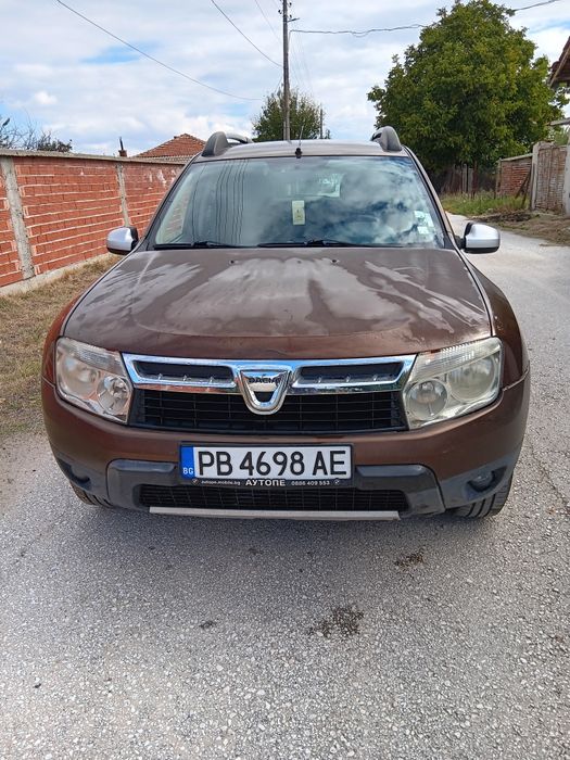 Продавам Dacia Duster 1.6i GAZ