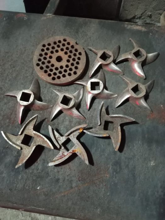 Ножи и решётка для иясорубки