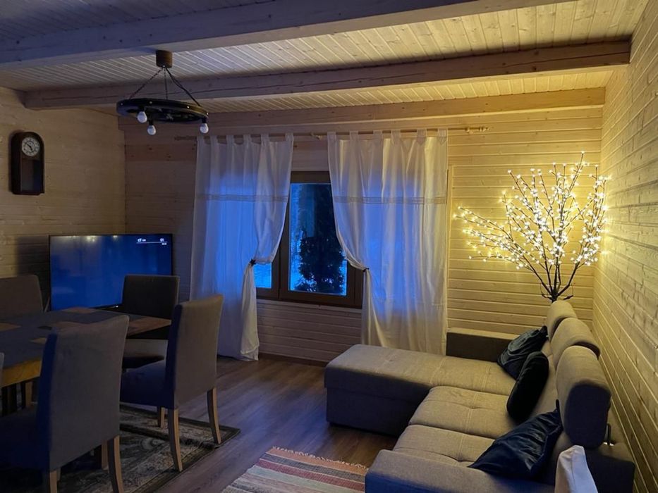 Doua cabane cu ciubar