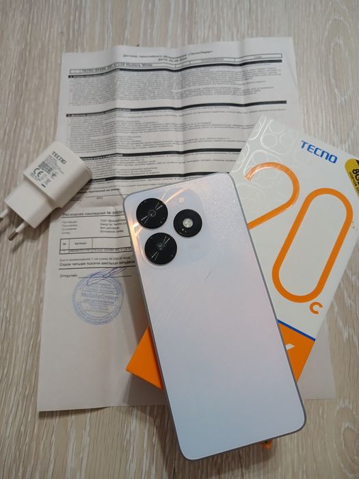 Телефон  TECNO  128 г.