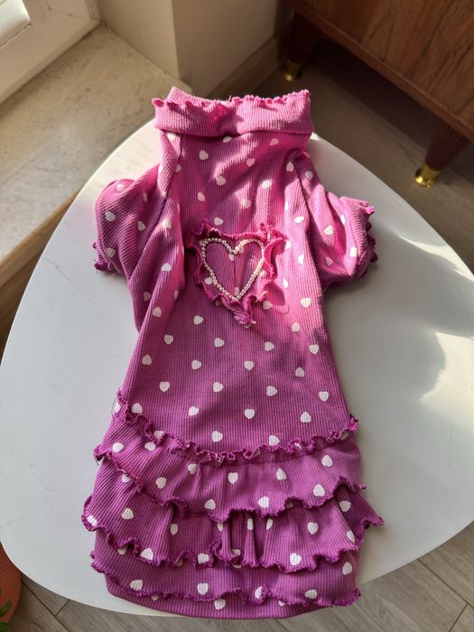 Дрехи за котки отлично състояние