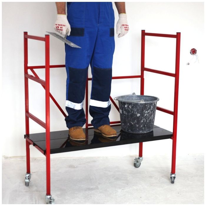 Продам Стремянка на колесах