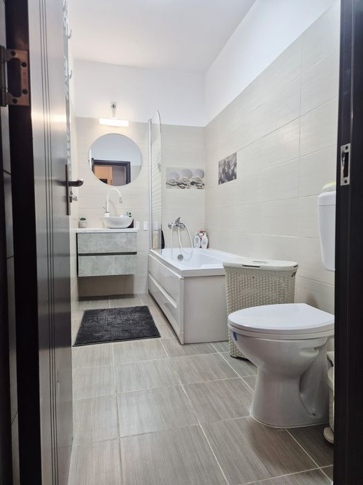 Ofer spre inchiriere apartament 2 camere open space