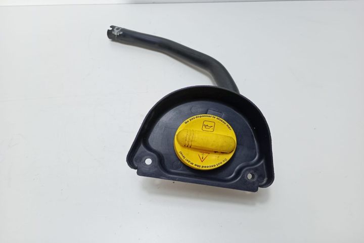 Gat umplere  ulei motor 8200795333 Fiat Talento  seria